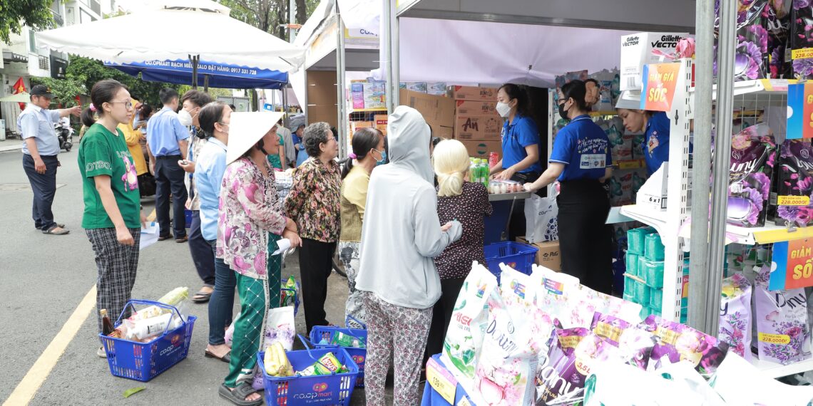 Sự đồng hành của những thương hiệu lớn trong Chương trình Bán hàng lưu động – Bình ổn thị trường Tết 2025