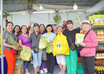 Khởi Đầu Sôi Động Của Chương Trình Bán Hàng Lưu Động – Bình Ổn Thị Trường Tết 2025 Với Lễ Ra Quân Tại Quận 4